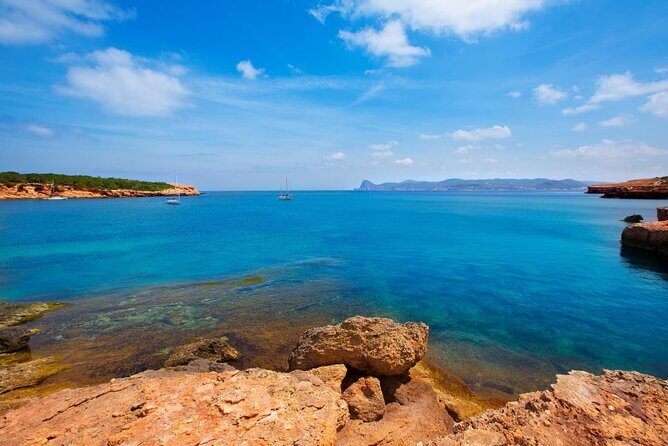 3 hour boat trip around the west coast of IBIZA - Key highlights you’ll actually care about