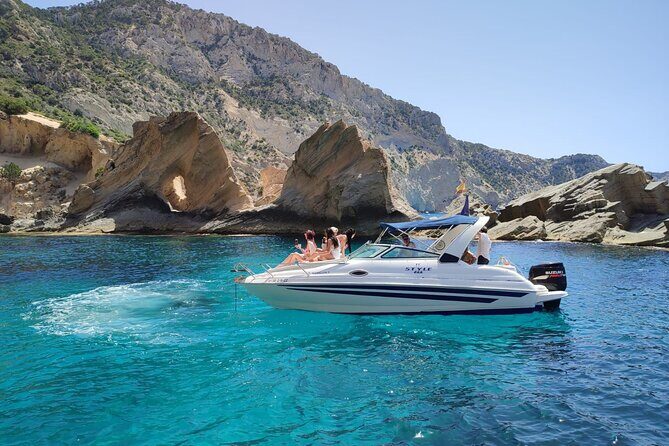 3 hour boat trip around the west coast of IBIZA - Timing and weather: good conditions matter on this route