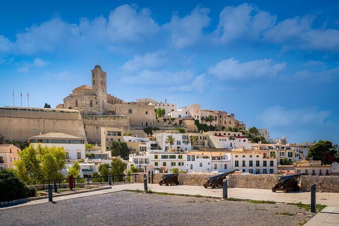 Private 4-hour walking tour of Ibiza with official tour guide - Key things that make this tour worth your time