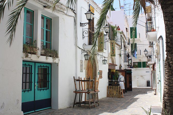Private 4-hour walking tour of Ibiza with official tour guide - La Catedral d’Eivissa: the hilltop church and citywide view